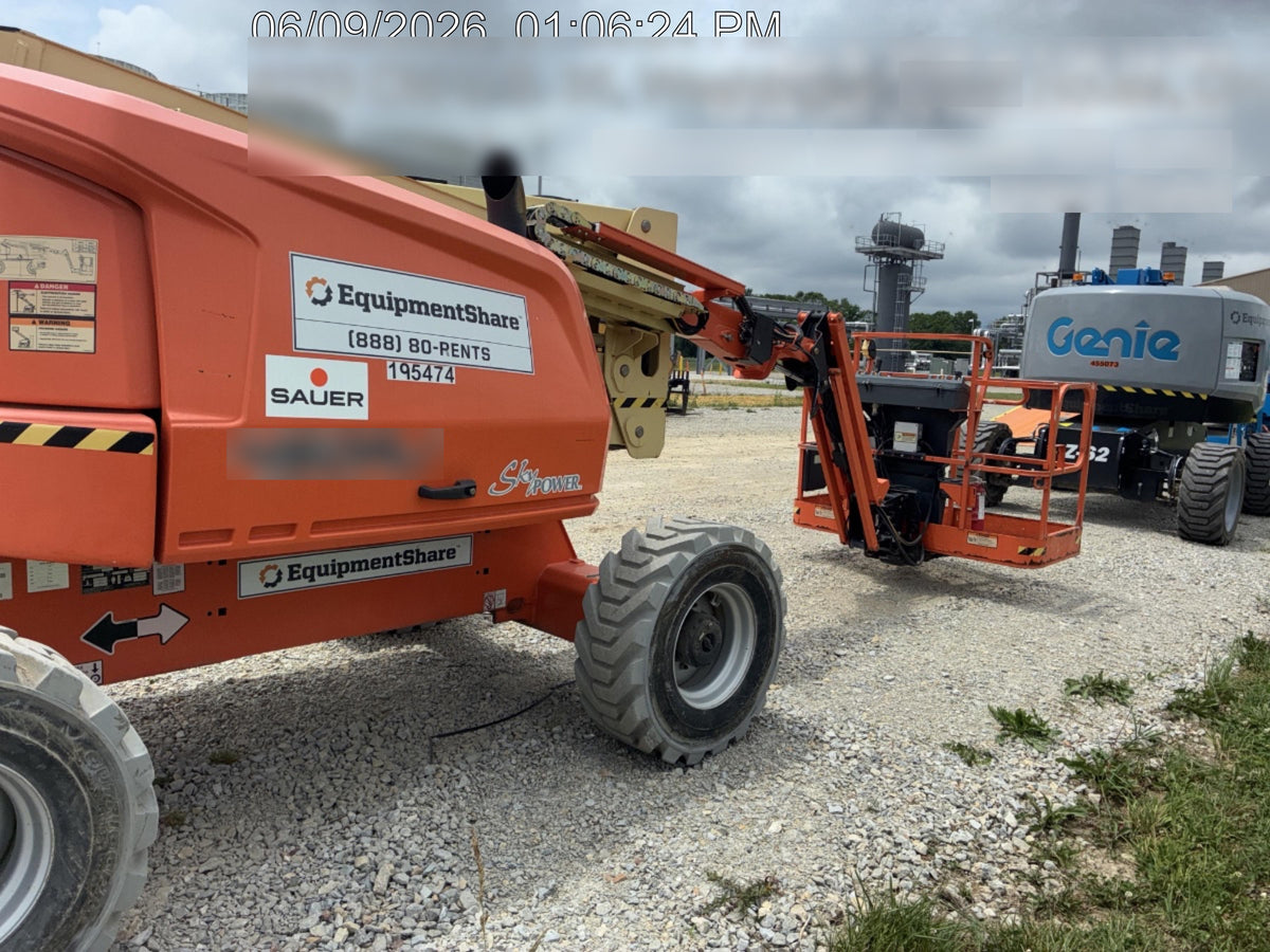 2021 JLG 450AJ