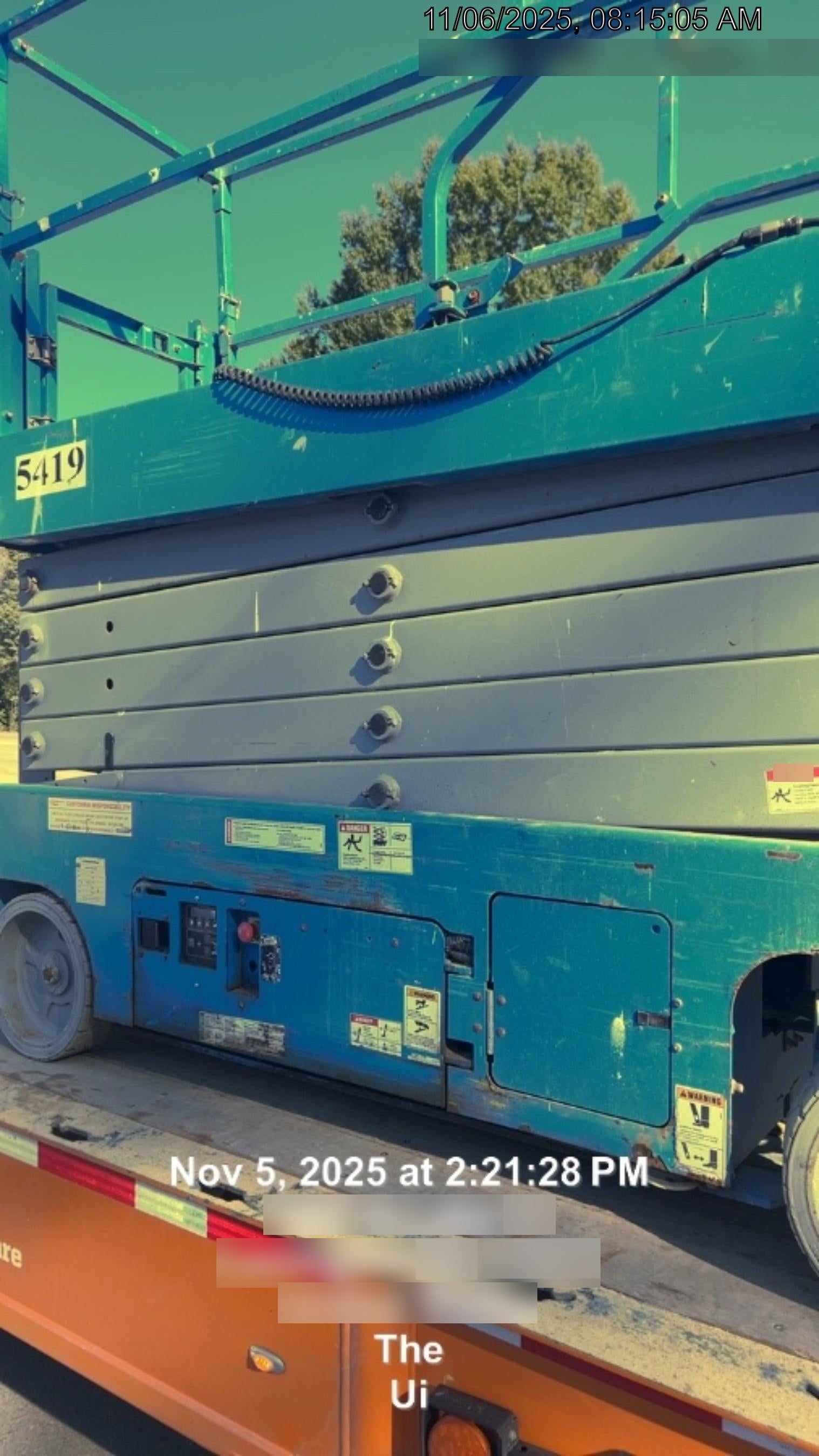 2017 Genie GS-3232 32' Narrow Scissor Lift