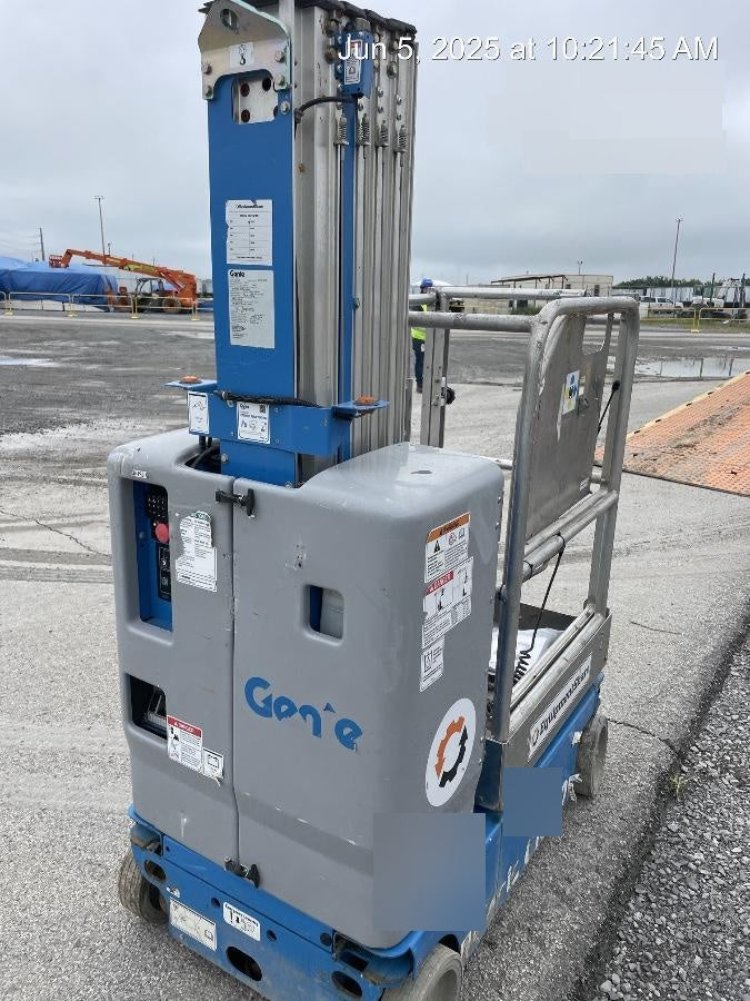 2018 GENIE GR-20