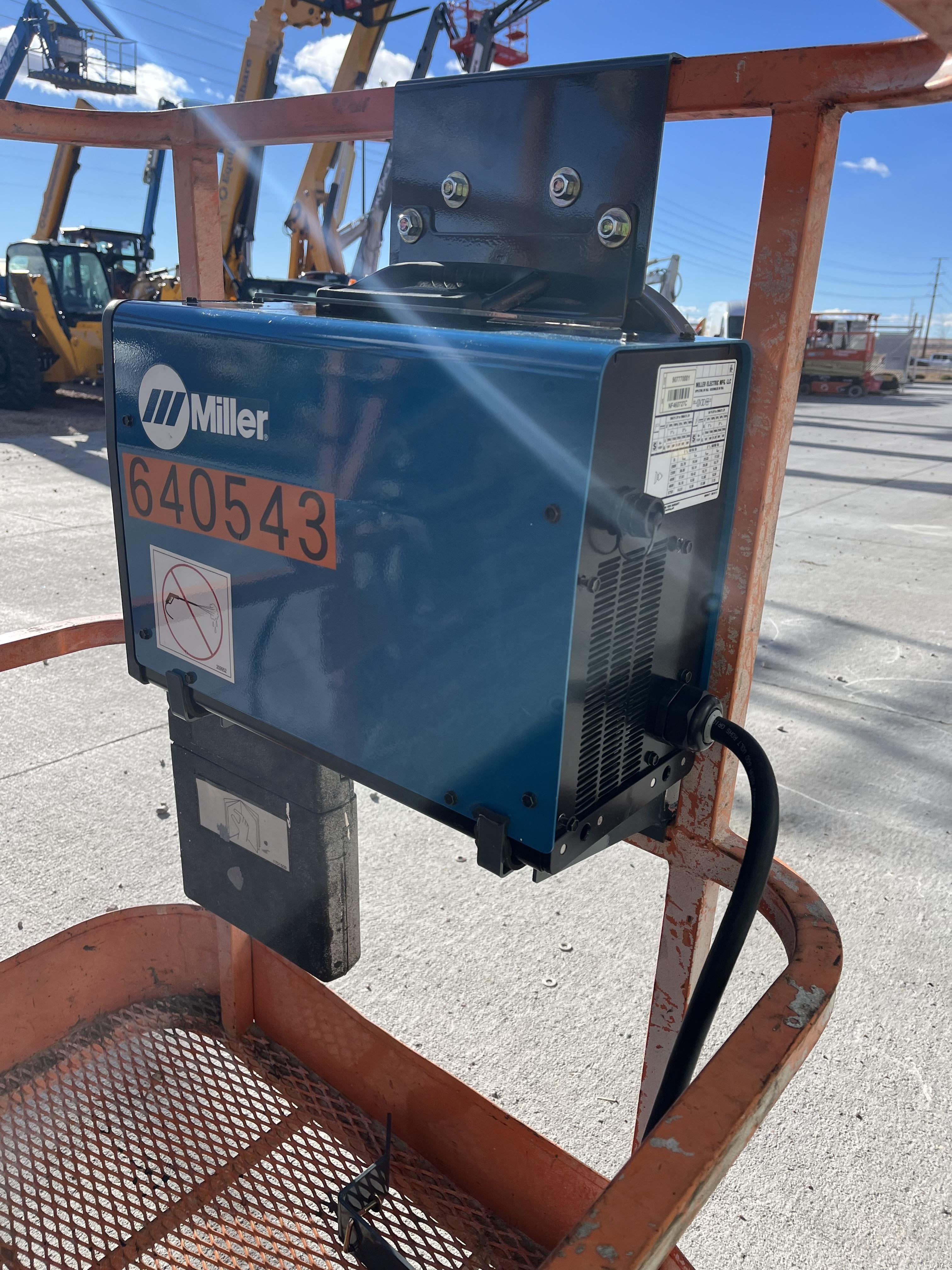 2025 MILLER ELECTRIC CST-282