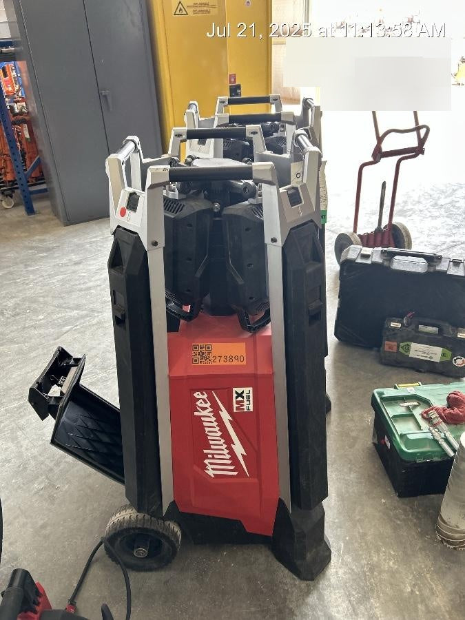 2022 MILWAUKEE MXF041-1XC