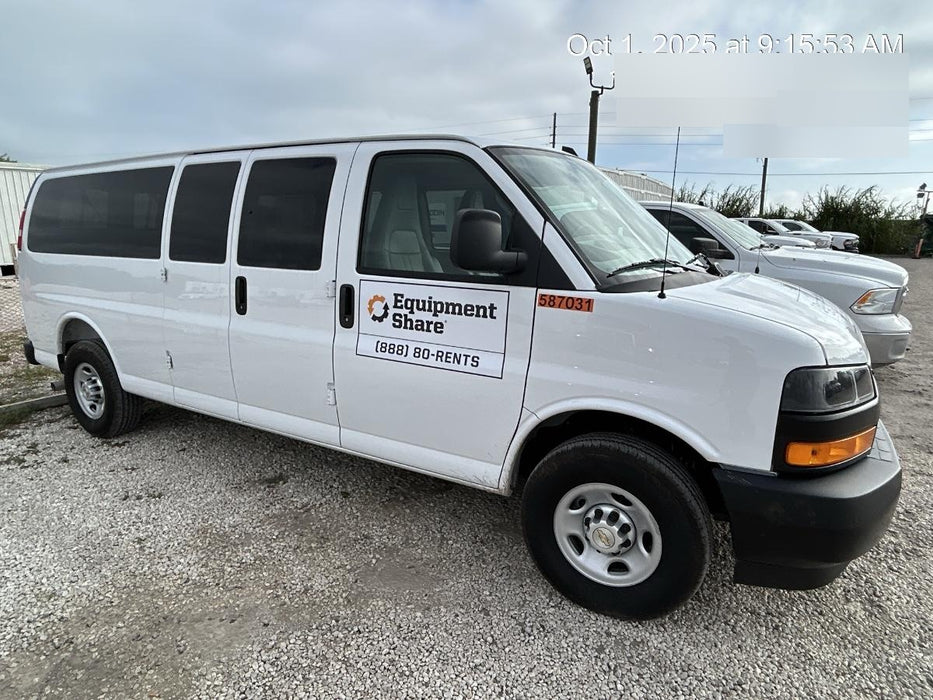 2025 CHEVROLET Express Van - Rental