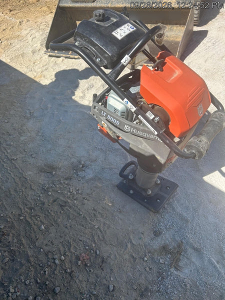 2025 HUSQVARNA LT5005