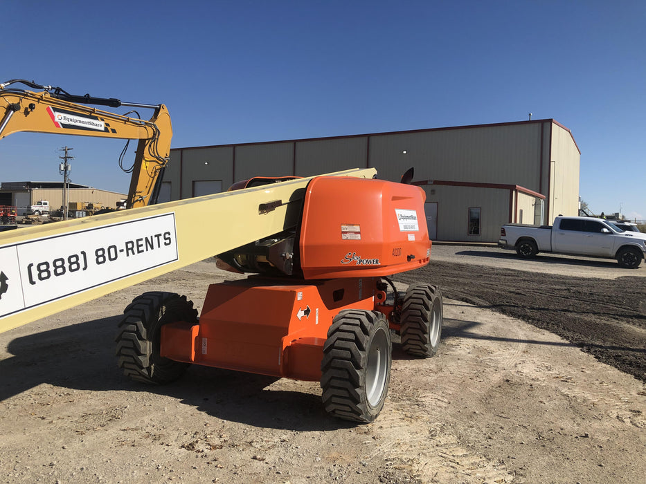 2019 JLG 600S 4WD