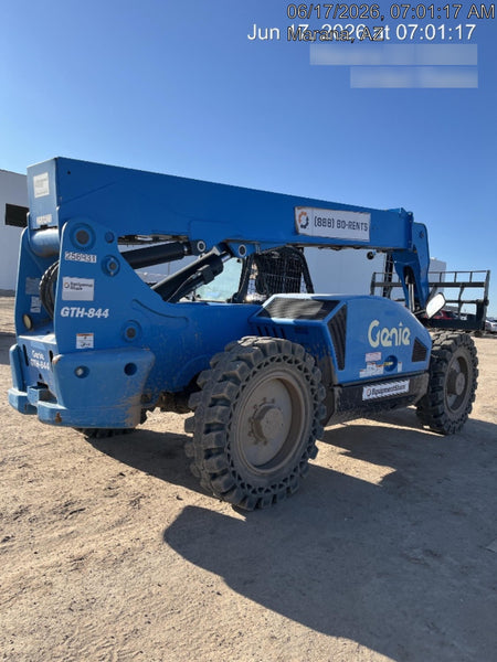 2022 GENIE GTH-844