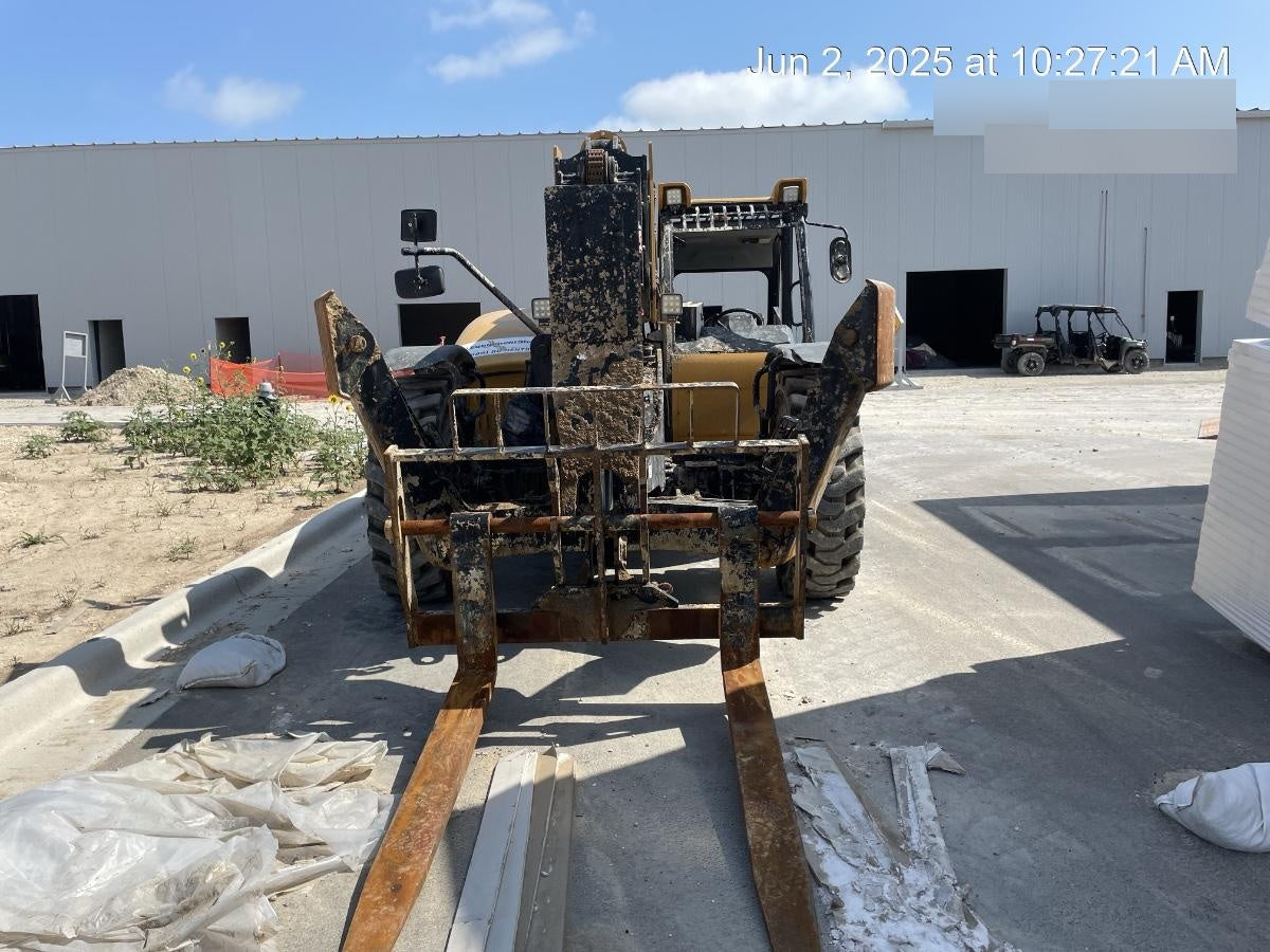 2023 SANY STH1056