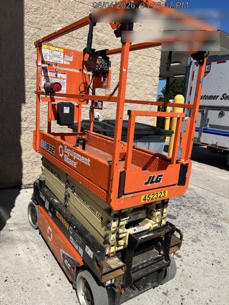 2024 JLG ES1932
