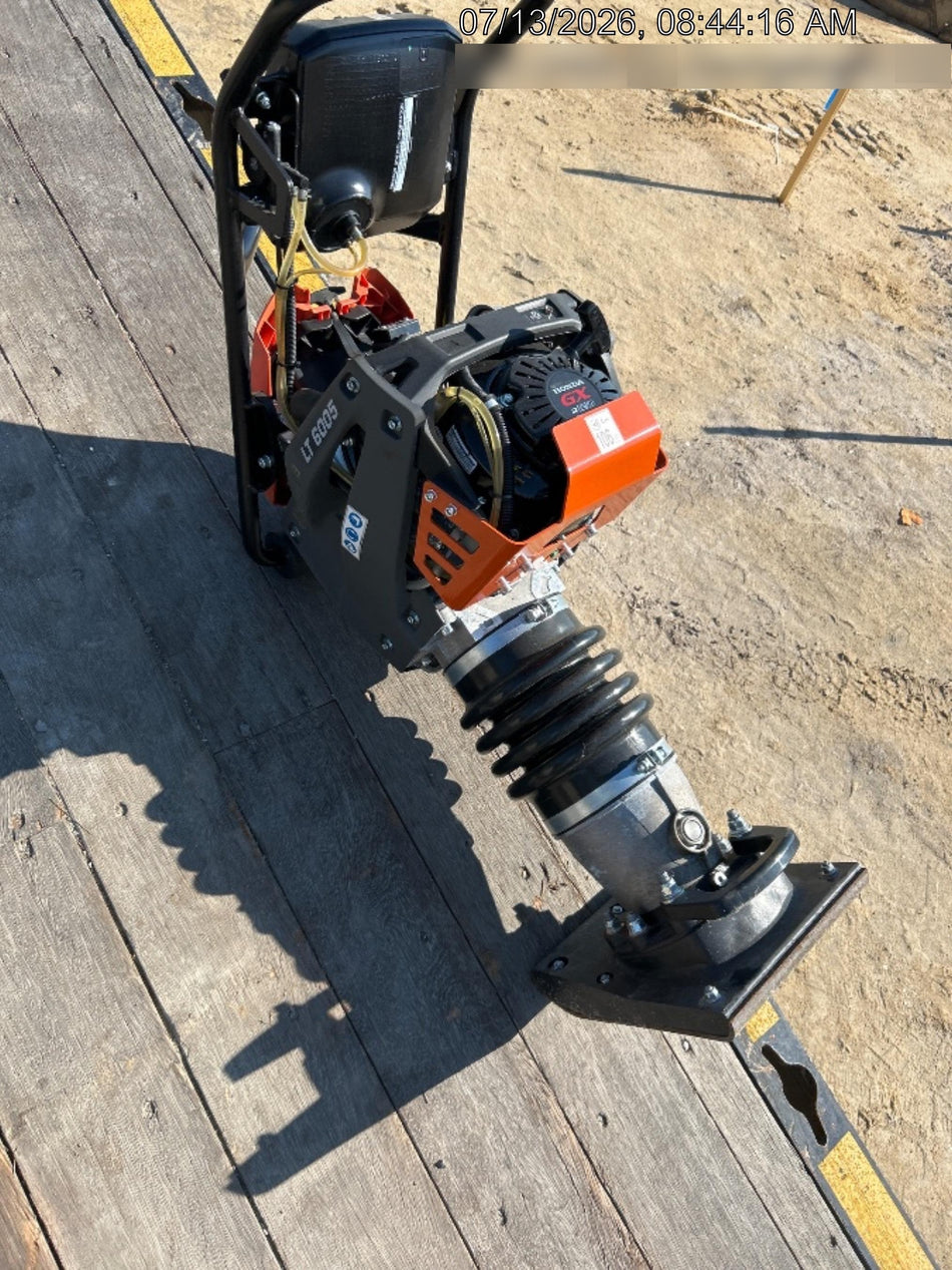 2024 HUSQVARNA LT6005