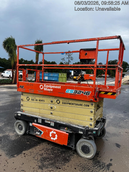 2022 JLG ES3246