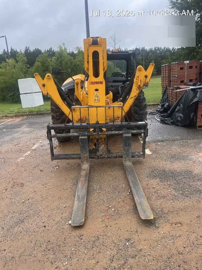 2023 JCB 510-56