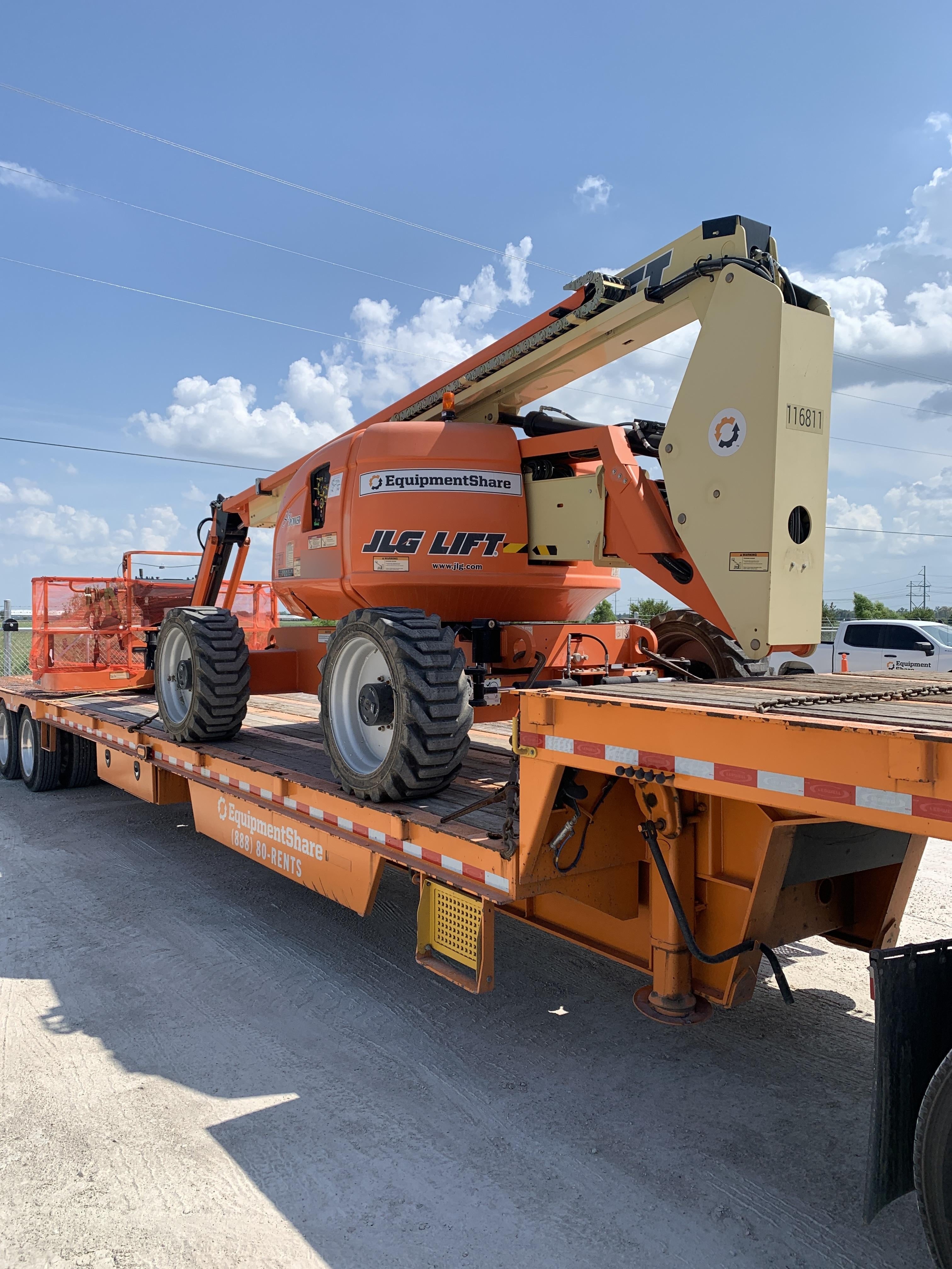 2021 JLG 600AJ