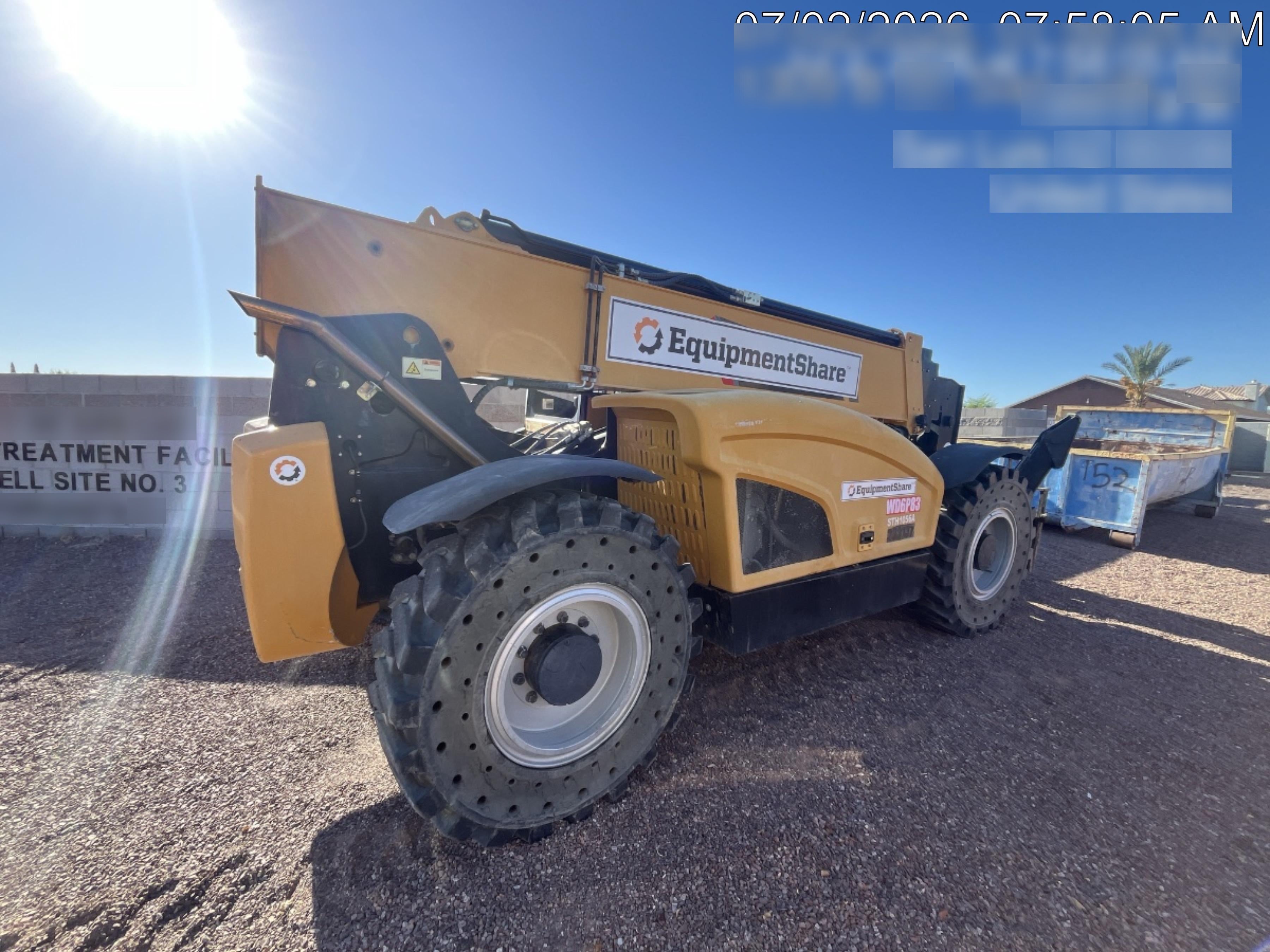 2022 SANY STH1056