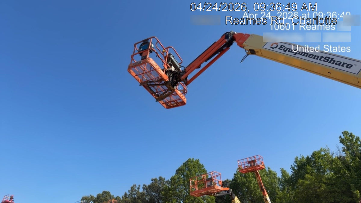 2021 JLG 660SJ
