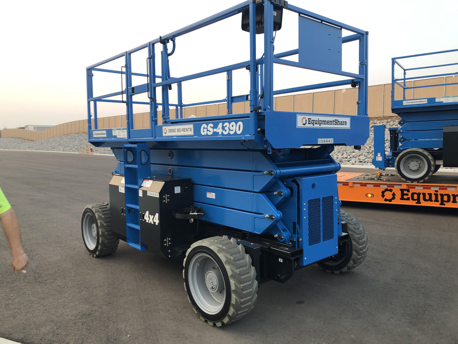 2020 GENIE GS-4390 RT