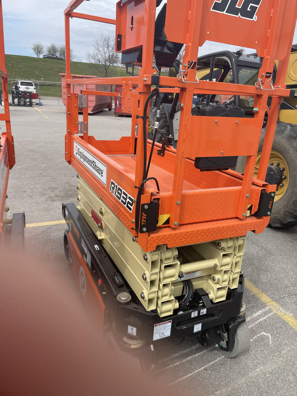 2022 JLG R1932