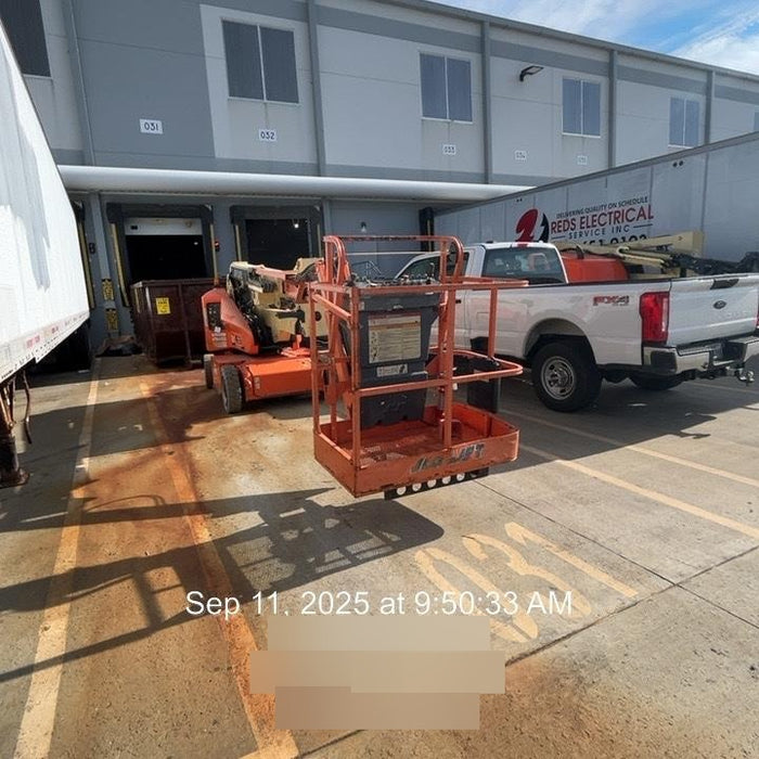 2019 JLG E400AJPN