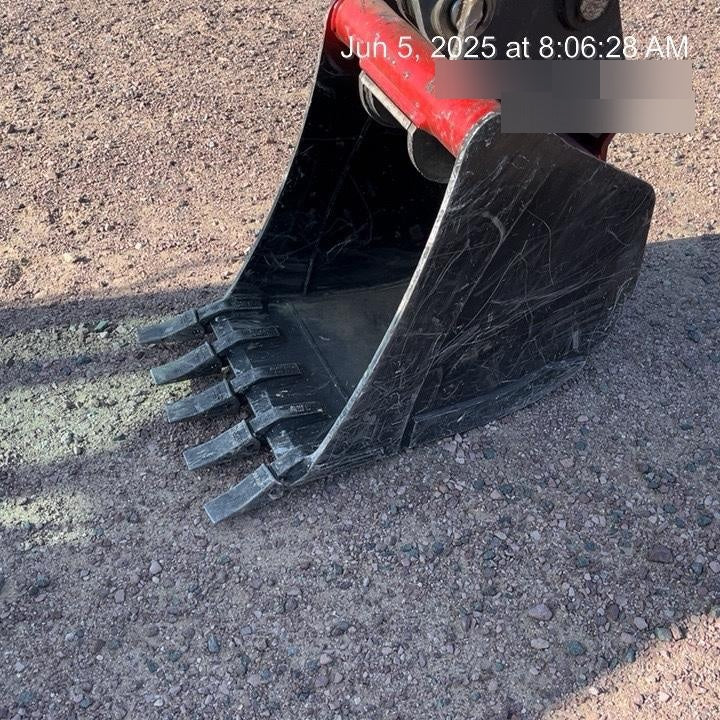2023 SOLESBEE 24" Bucket, Tooth, Mini Excavator - Solesbee