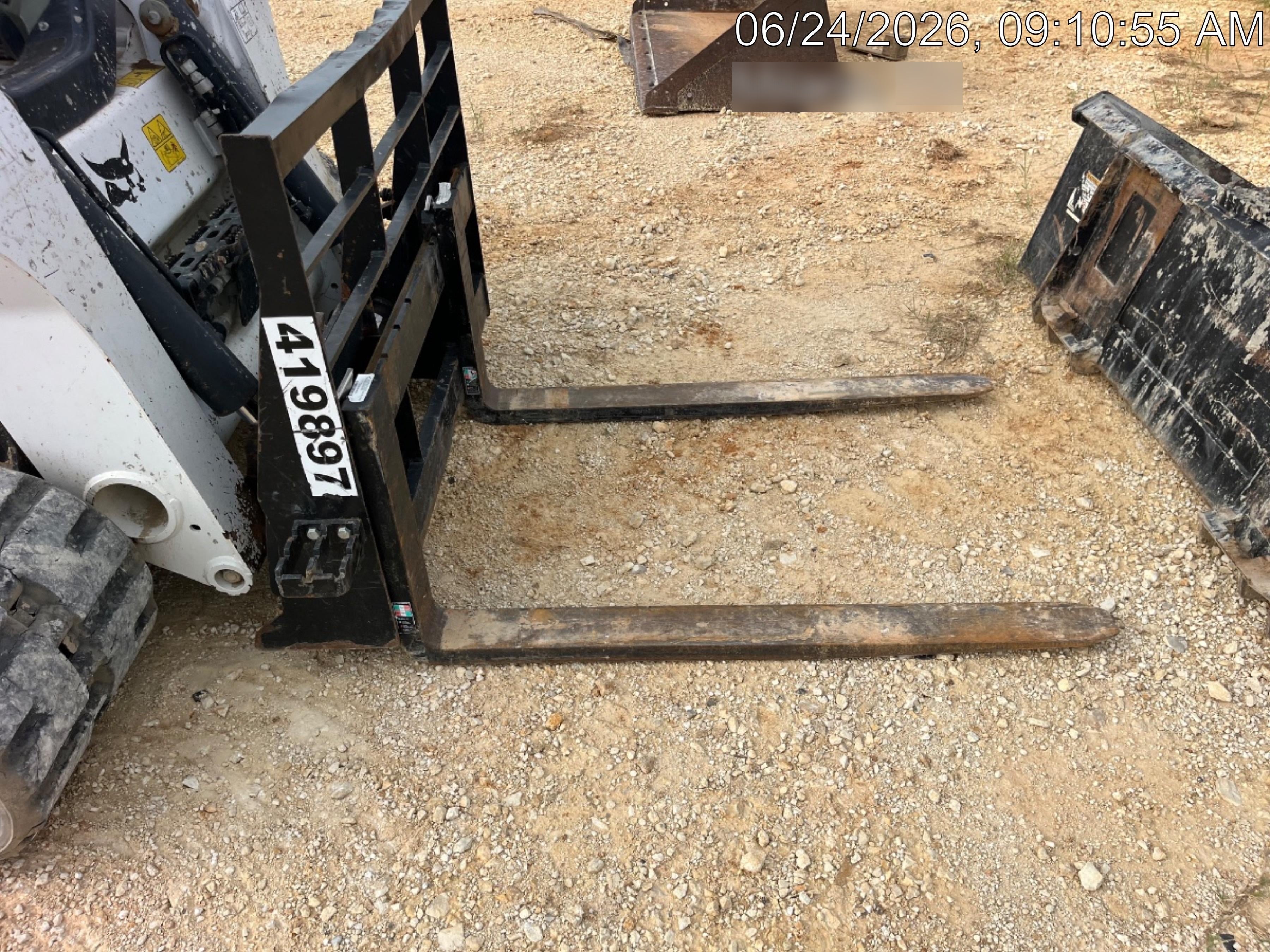 2024 ARROW MATERIAL HANDLING F5100CB