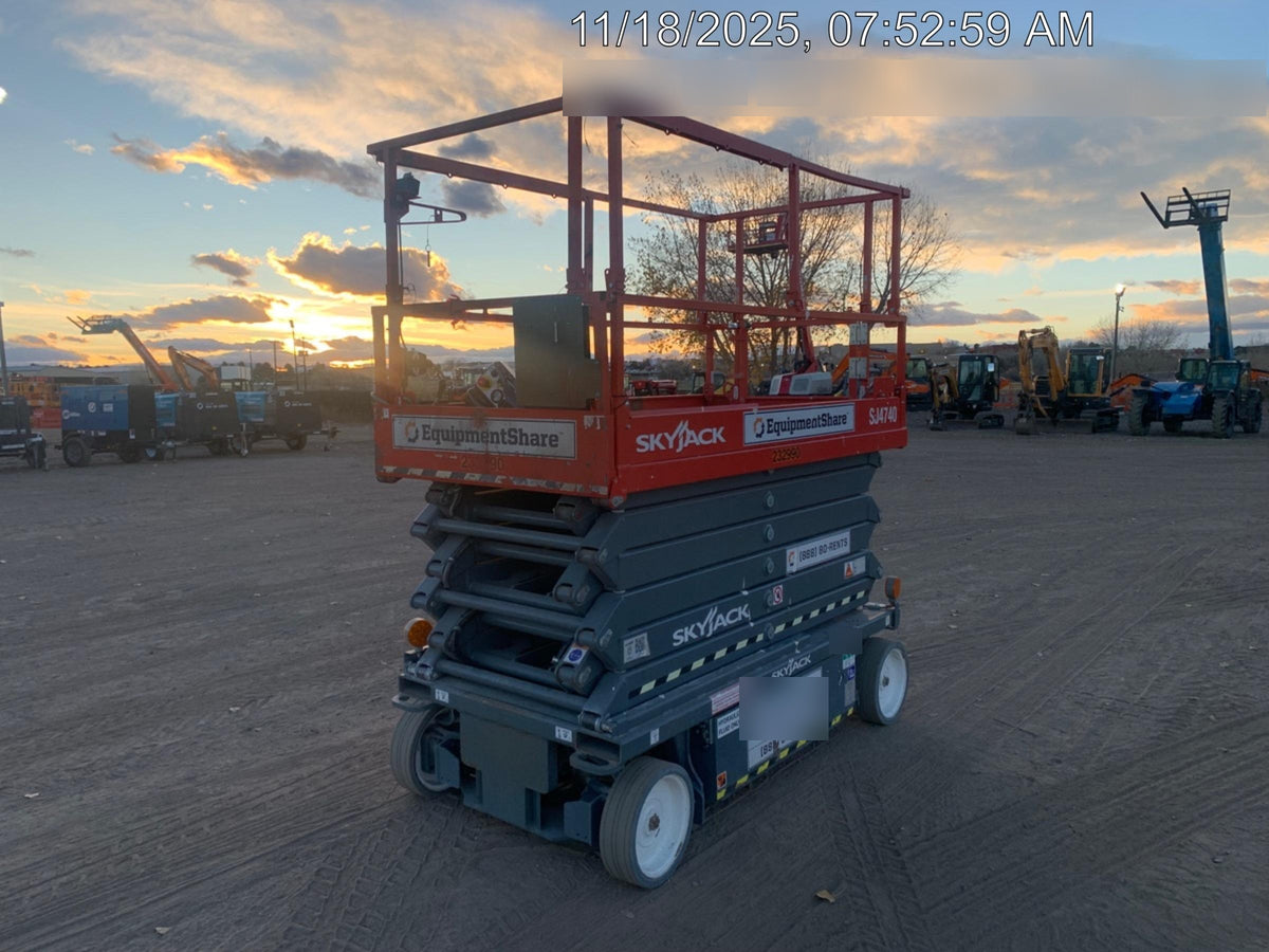 2022 SKYJACK SJ4740