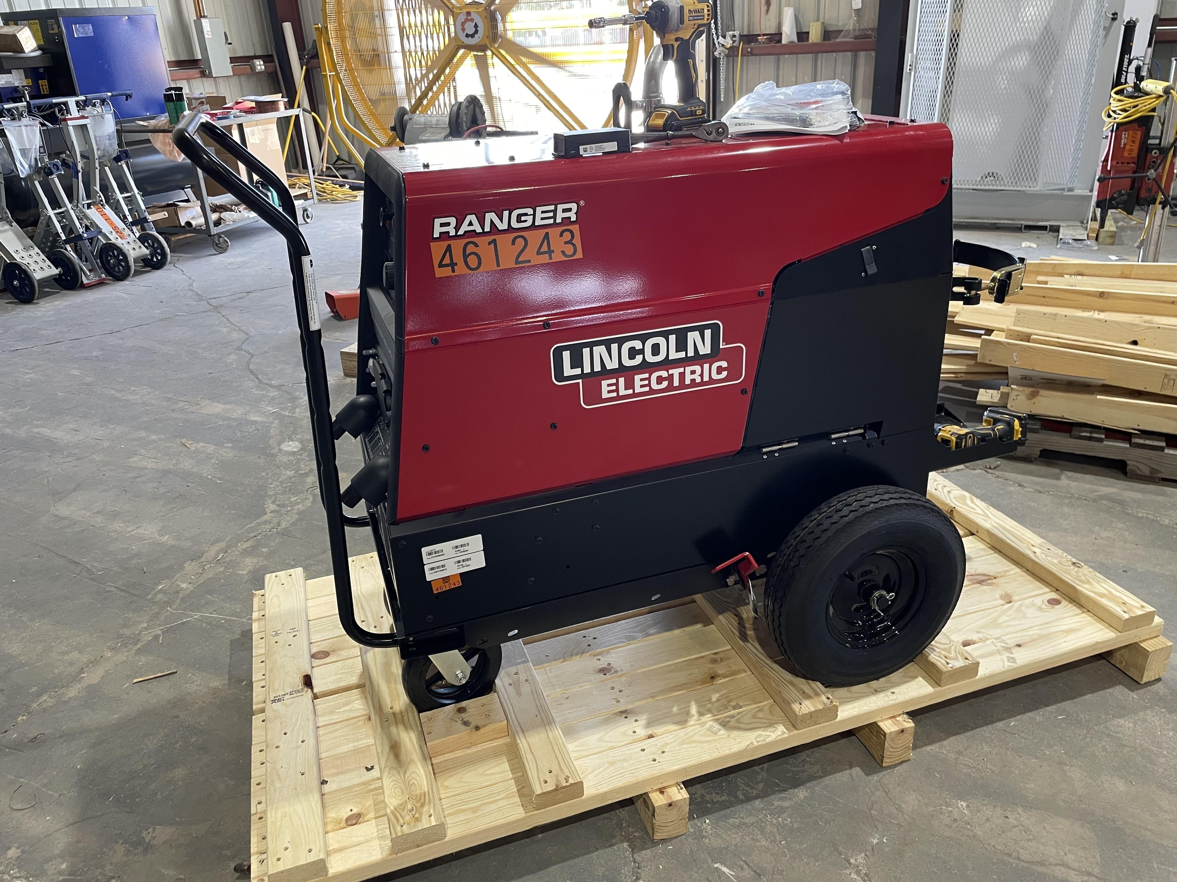 2024 LINCOLN ELECTRIC Ranger 305 LPG