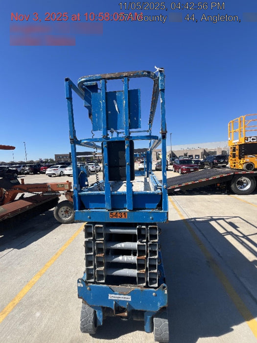 2017 Genie GS-3232 Genie GS3232 Narrow 32' Scissor Lift