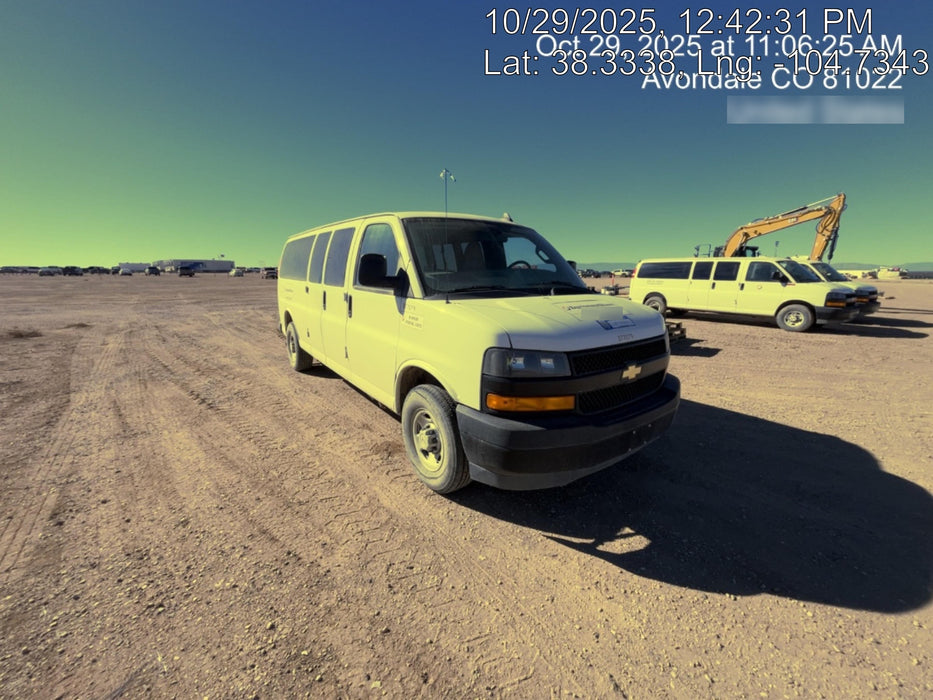 2023 CHEVROLET Express Van - Rental