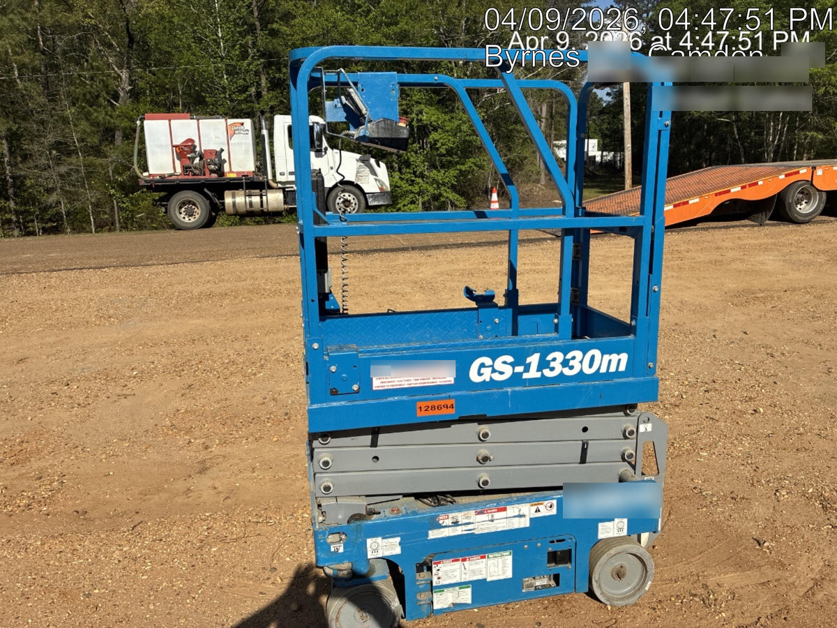 2021 GENIE GS-1330m