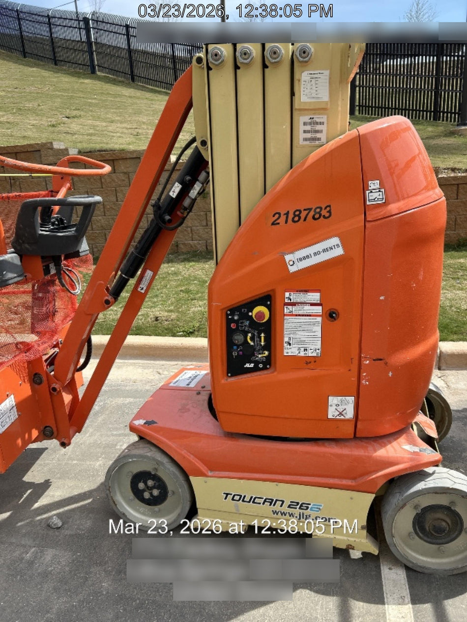 2022 JLG 26E