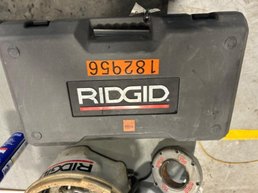 2021 RIDGID 418