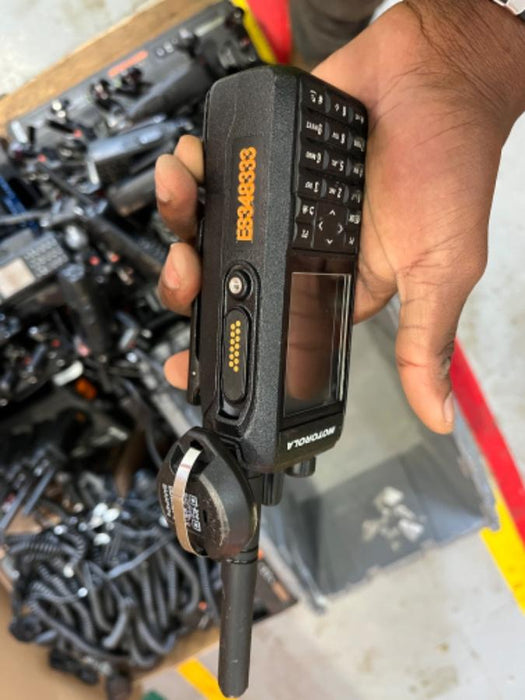 2023 MOTOROLA R7 DISPLAY