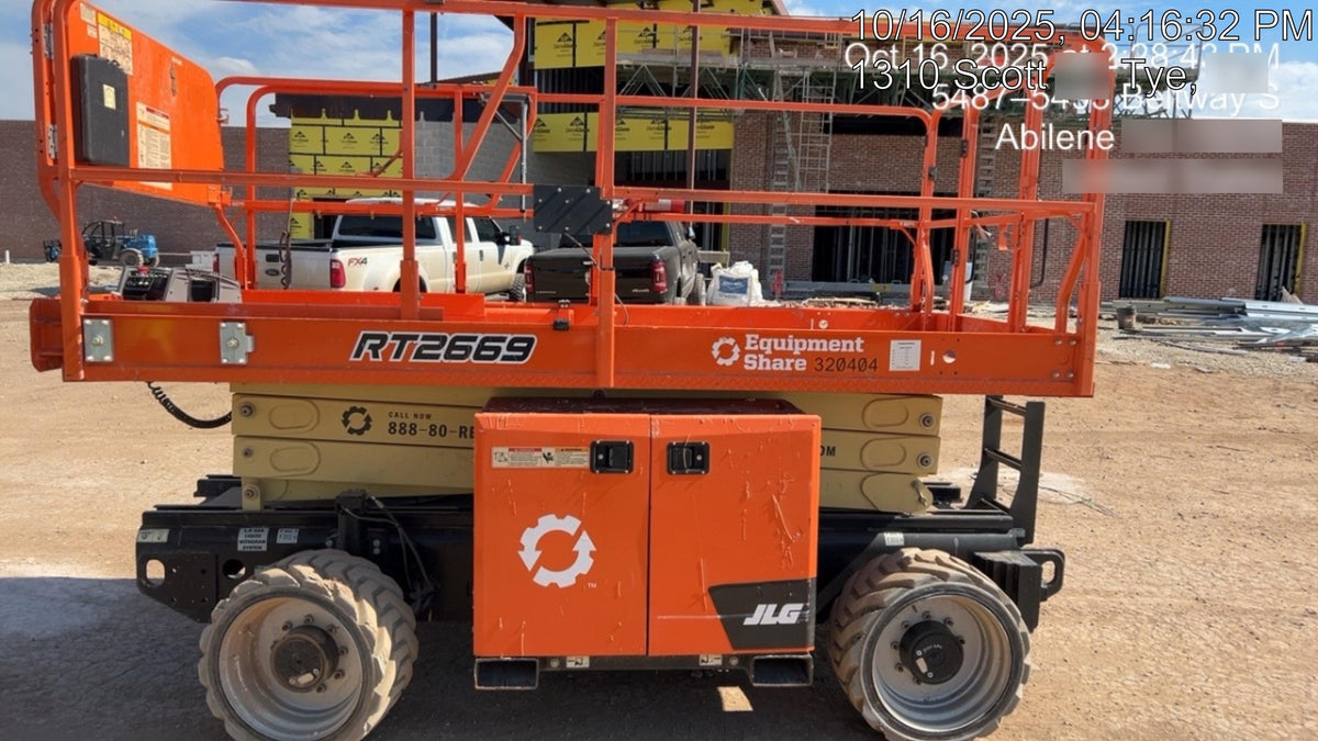 2023 JLG RT2669
