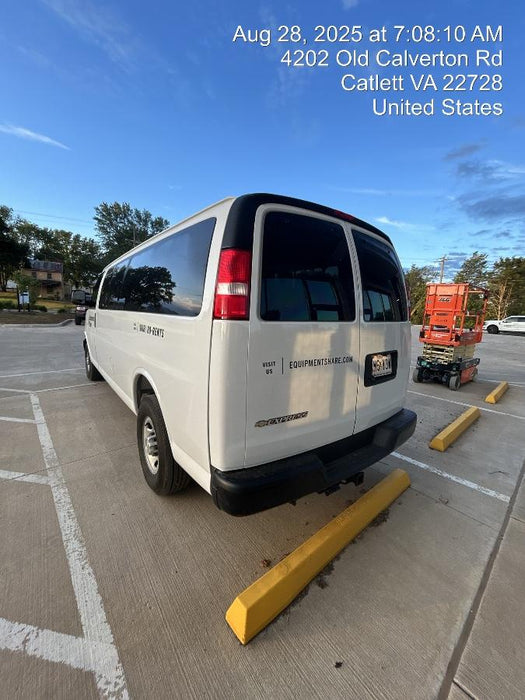 2025 CHEVROLET Express Van - Rental