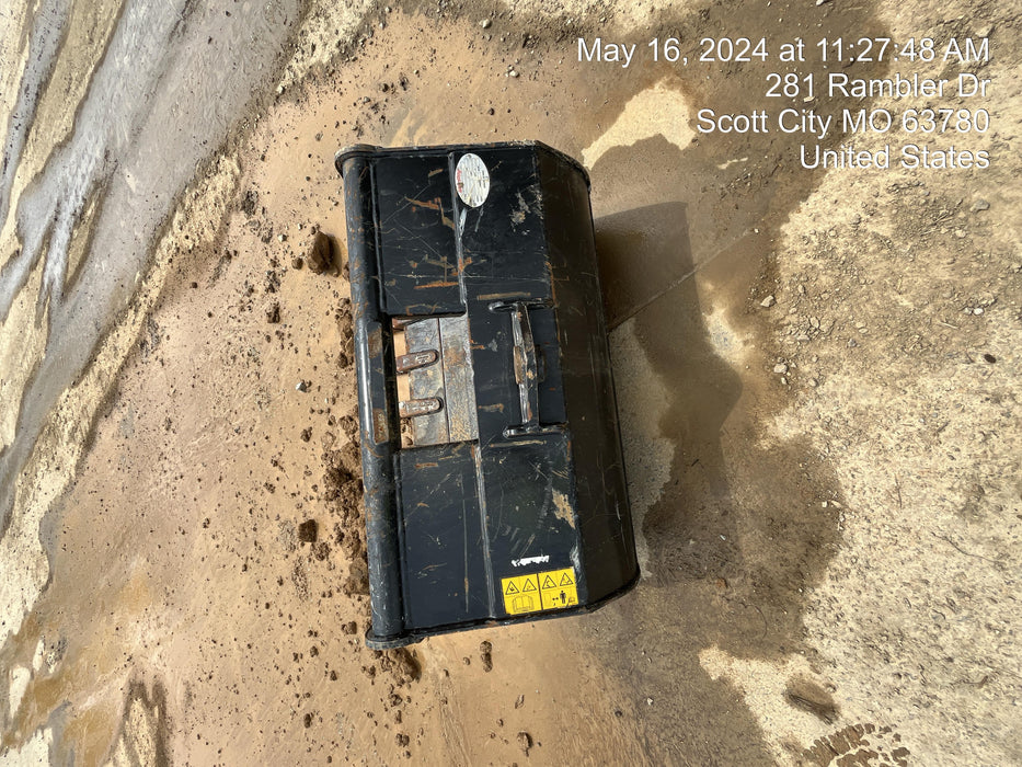 2023 WAIN-ROY 18" Bucket Mini X- Wain-Roy