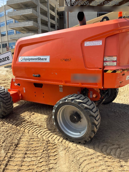 2021 JLG 600S