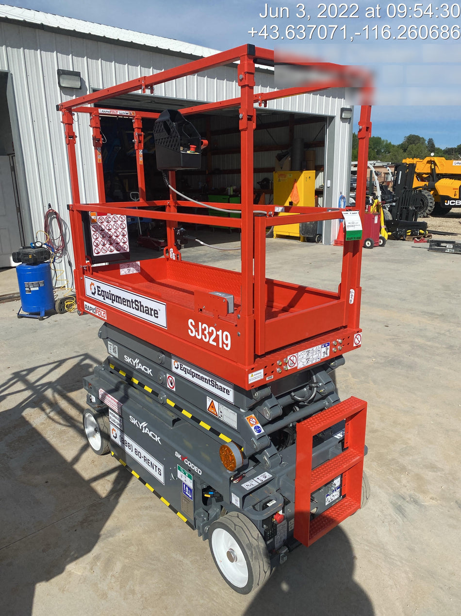 2022 SKYJACK SJ3219