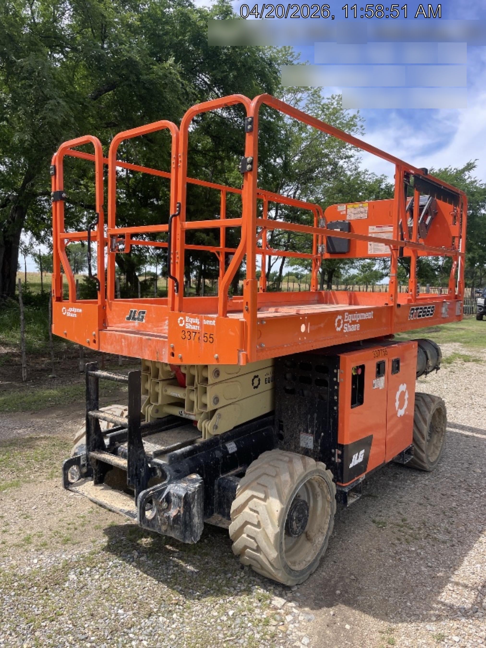 2023 JLG RT2669