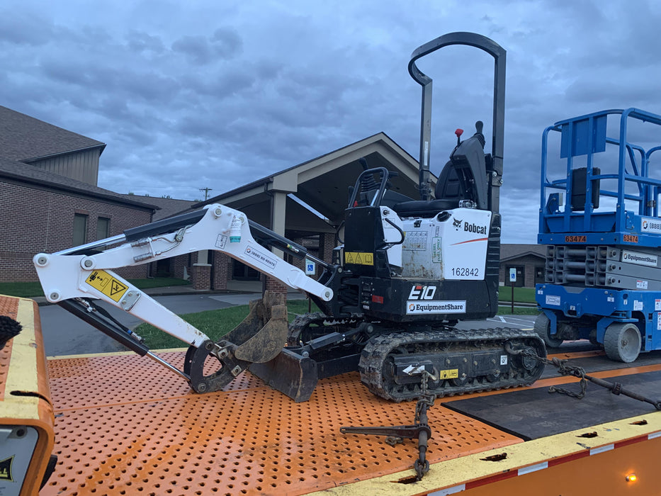 2021 BOBCAT E10