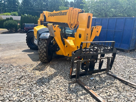 2022 JCB 332/E5286