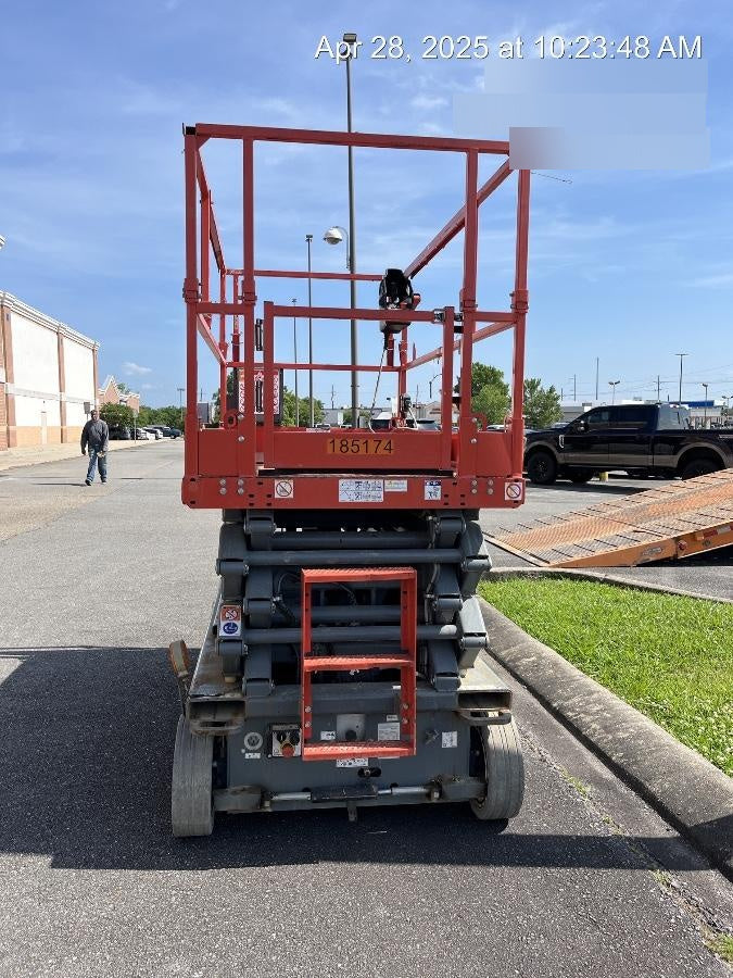 2021 SKYJACK SJ4732