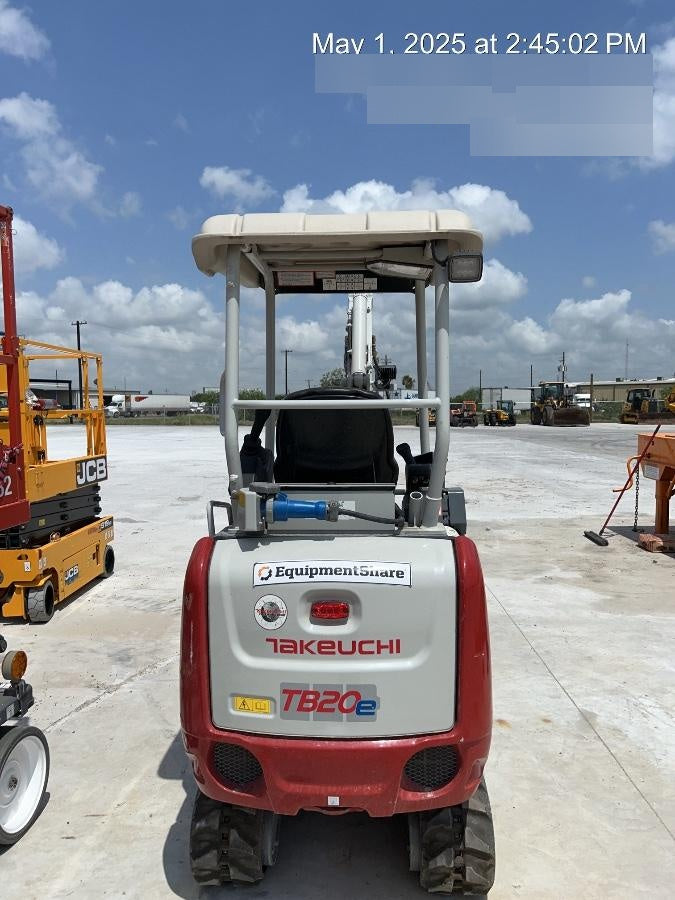 2023 TAKEUCHI TB20e
