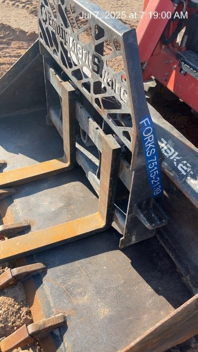 2021 PALADIN 48" Pallet Forks - Paladin