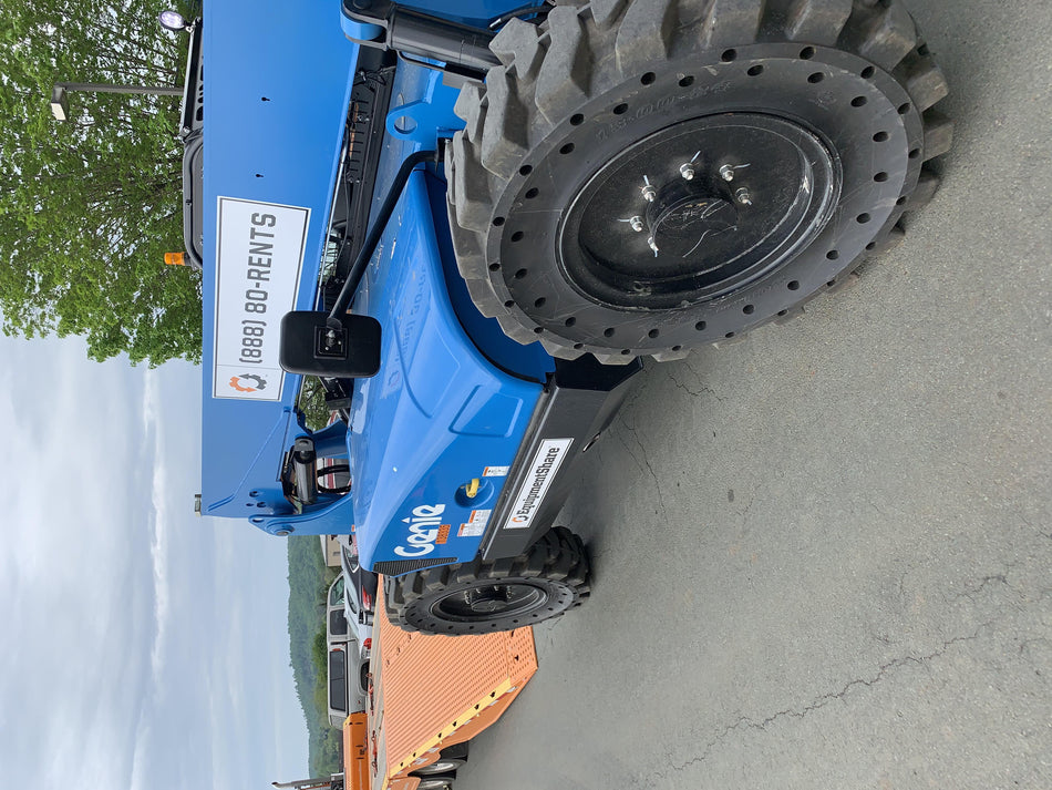 2021 GENIE GTH-636