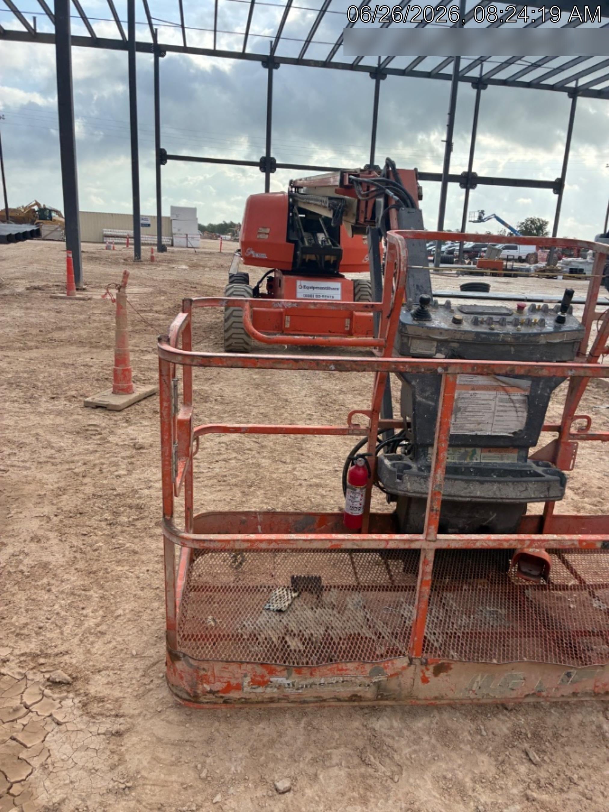 2021 JLG 660SJ