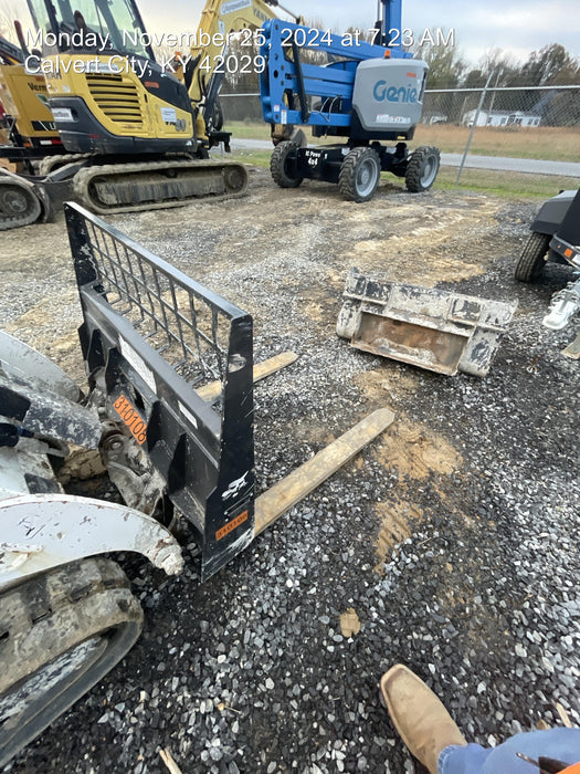 2023 BOBCAT 36" Mini Skid Steer Fork Carriage - Bobcat