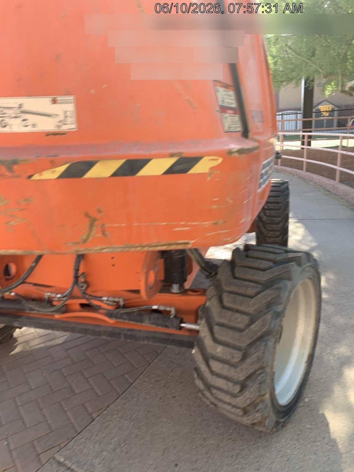 2023 JLG 660SJ
