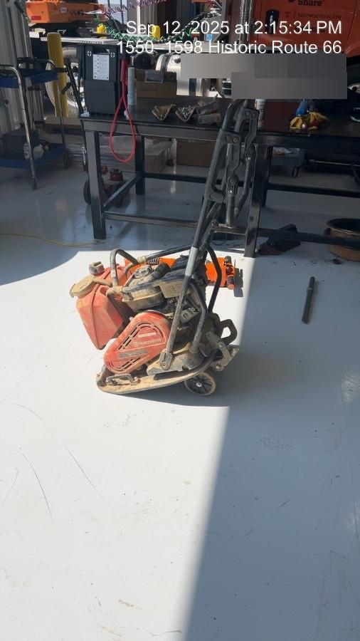 2025 HUSQVARNA LF75