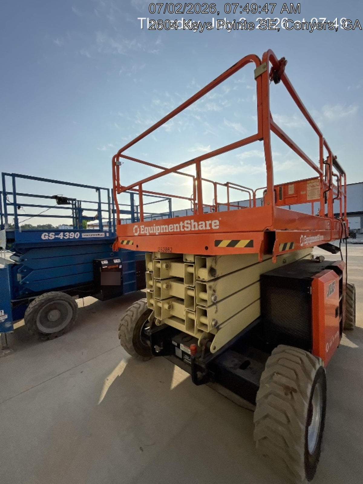 2022 JLG RT4394