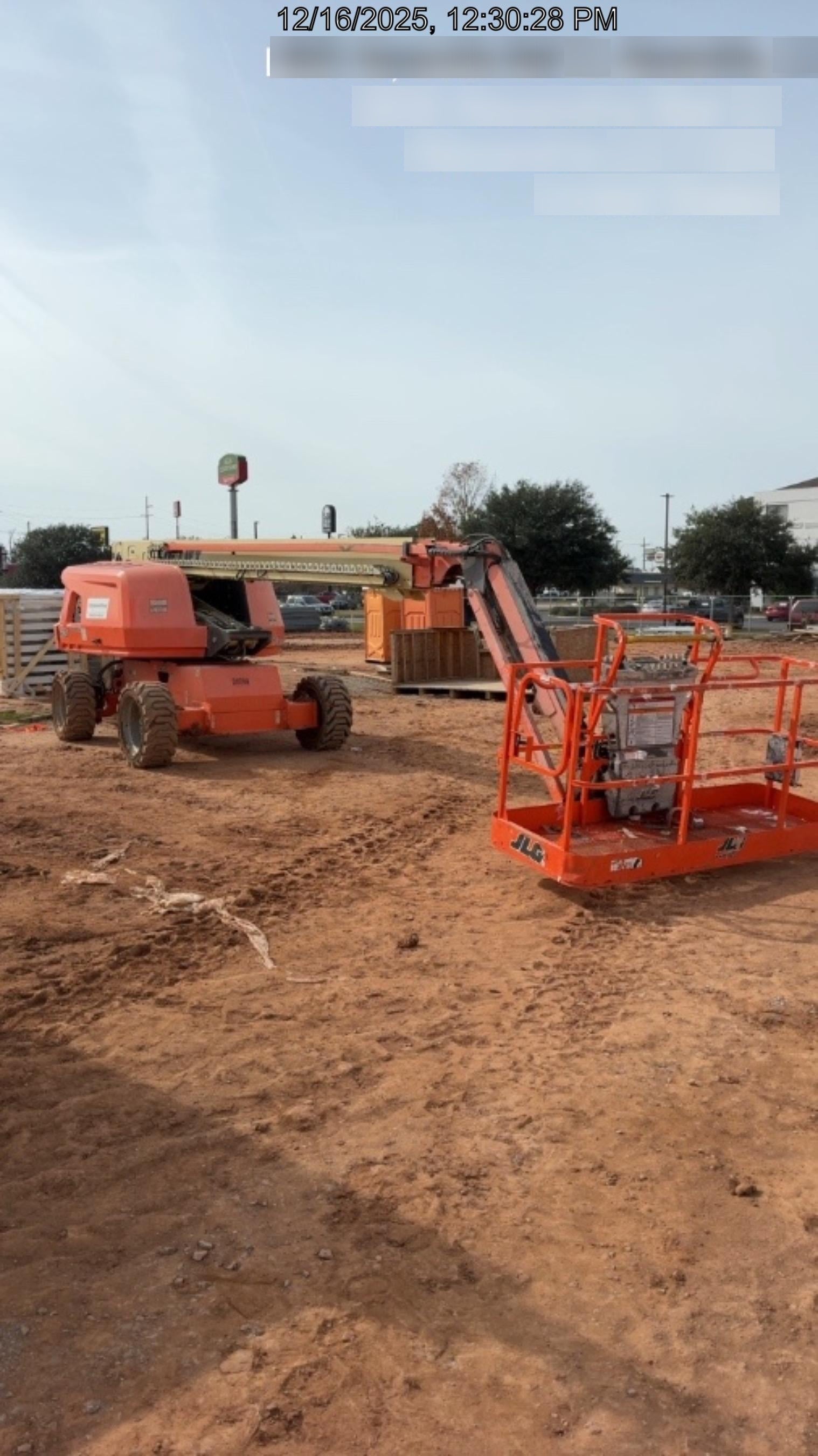 2019 JLG 660SJ