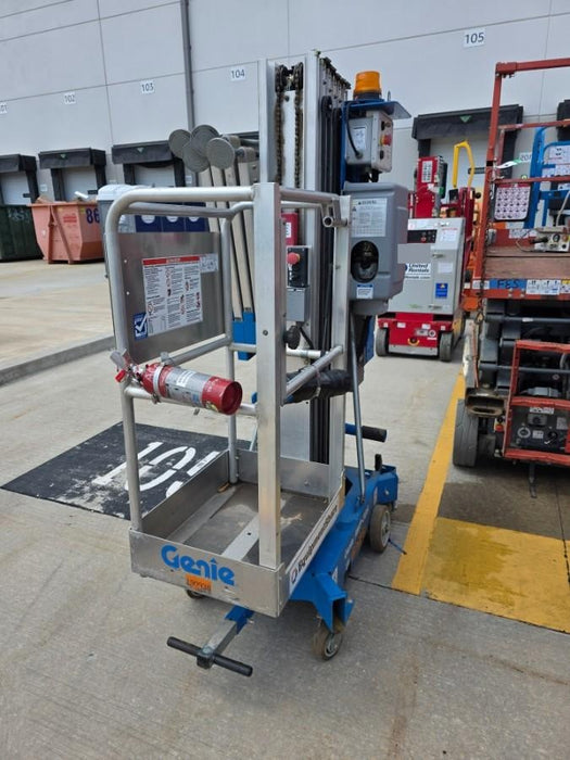 2021 GENIE AWP-30S DC