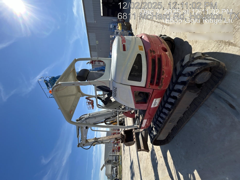2021 TAKEUCHI TB250-2